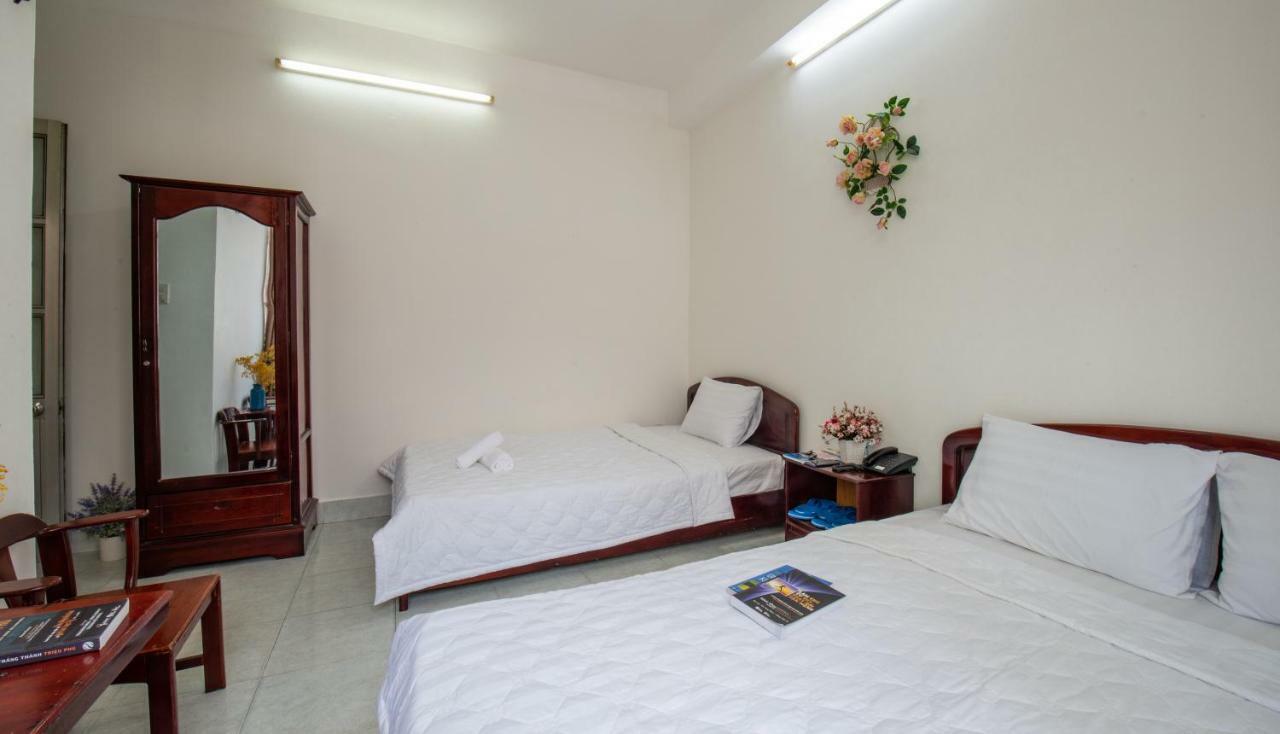 Vinlegend Hotel Nha Trang Esterno foto