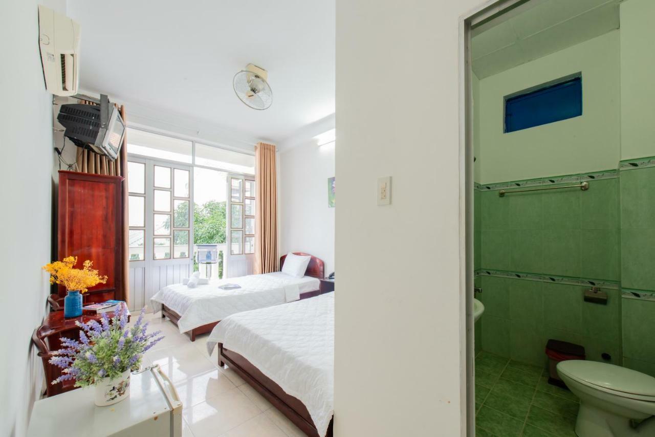 Vinlegend Hotel Nha Trang Esterno foto