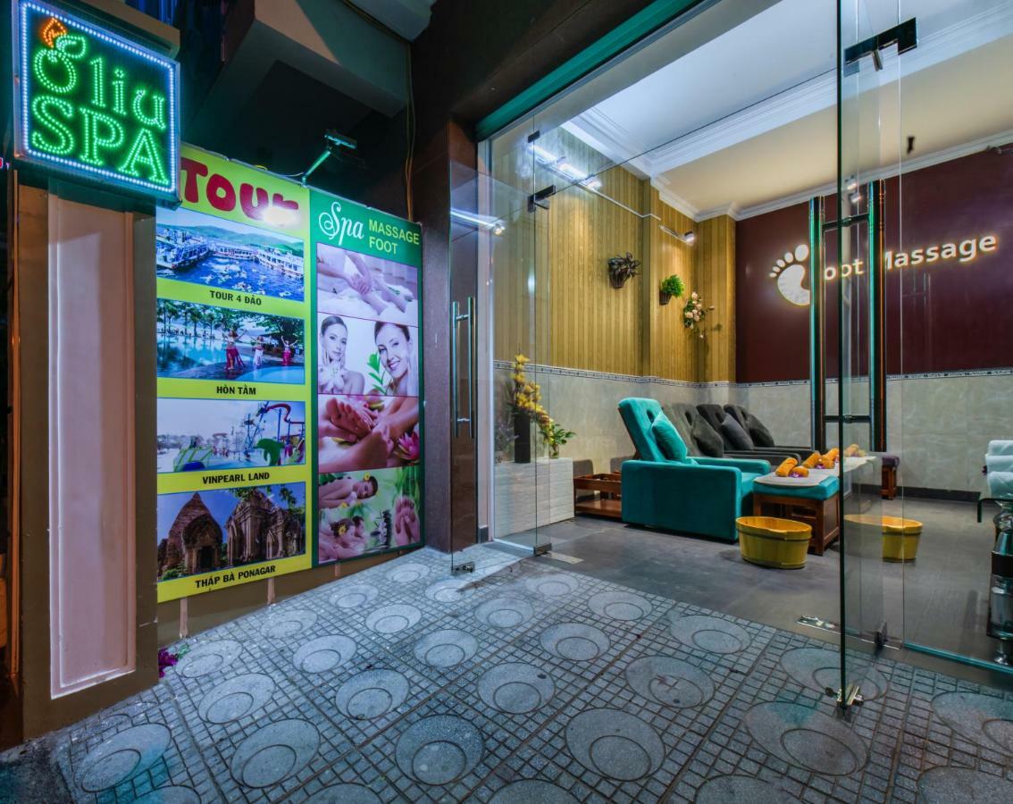 Vinlegend Hotel Nha Trang Esterno foto